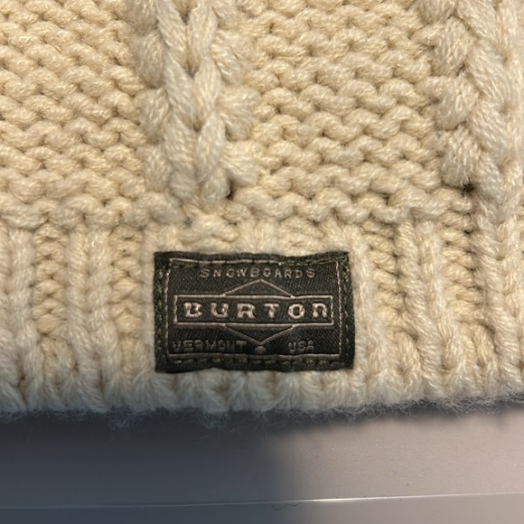 Burton Snowboards USA winter knit Pom Stocking Hat. OS fits Most - Picture 2 of 5